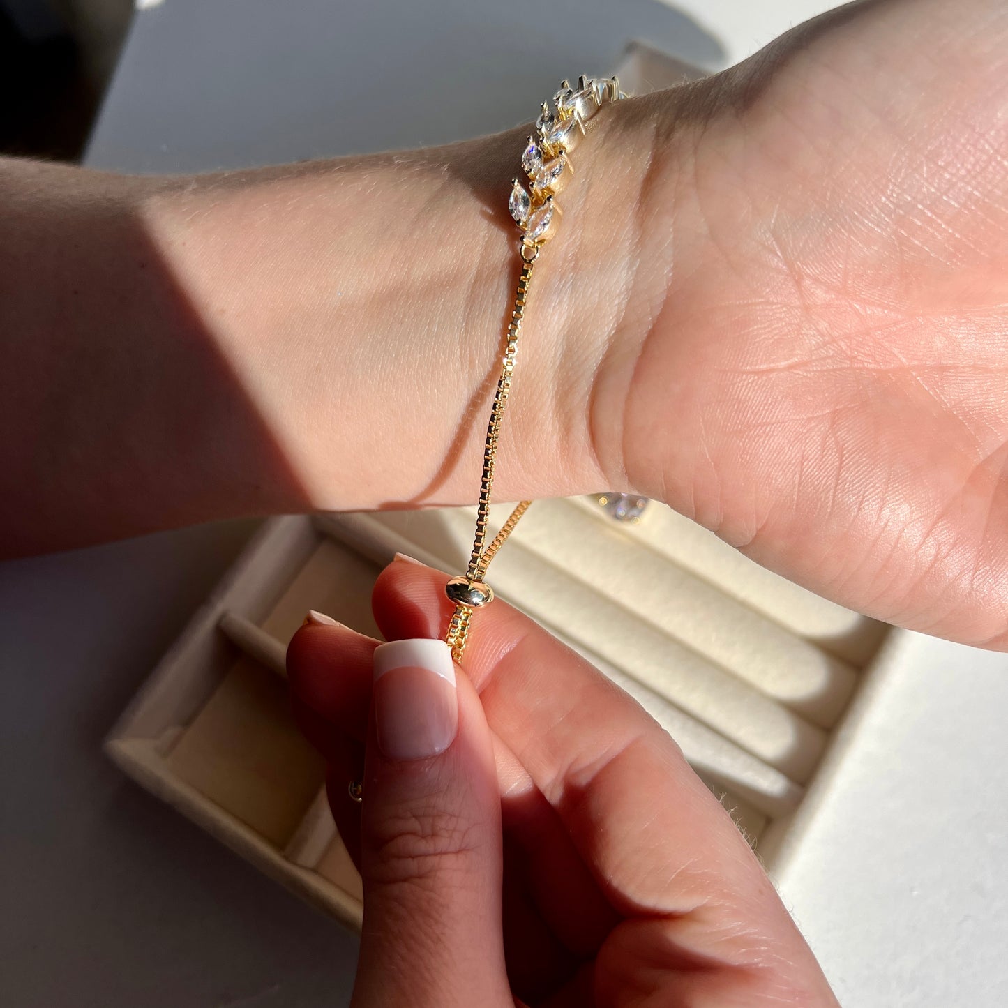 Waterfall Tennis Drawstring Bracelet |Gold