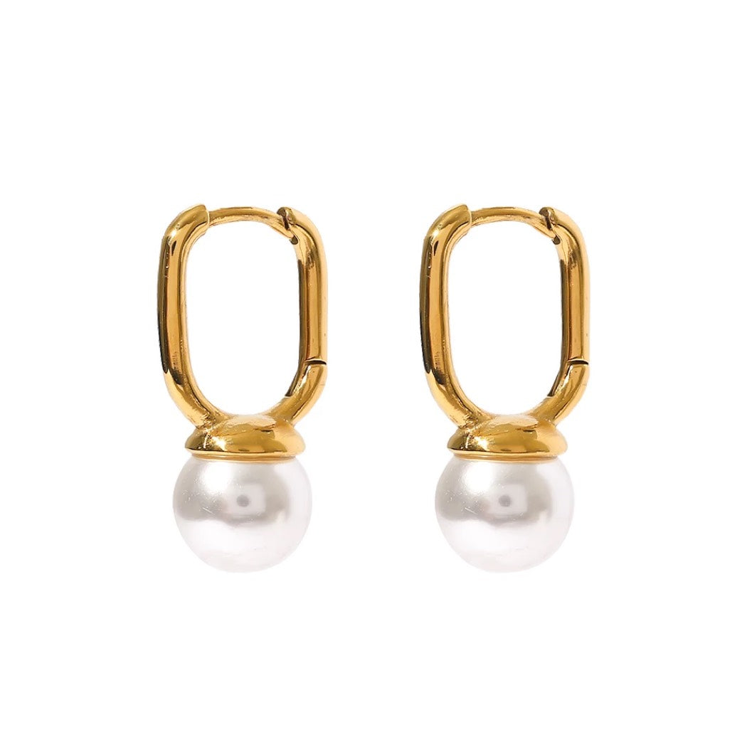 U shaped Pearl Earrings |Gold